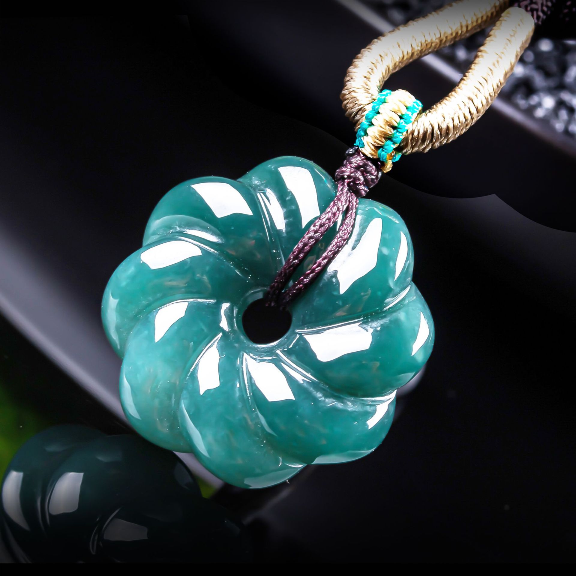 Natural Burmese Jadeite Flower - Jewelry & Watches Company review and price