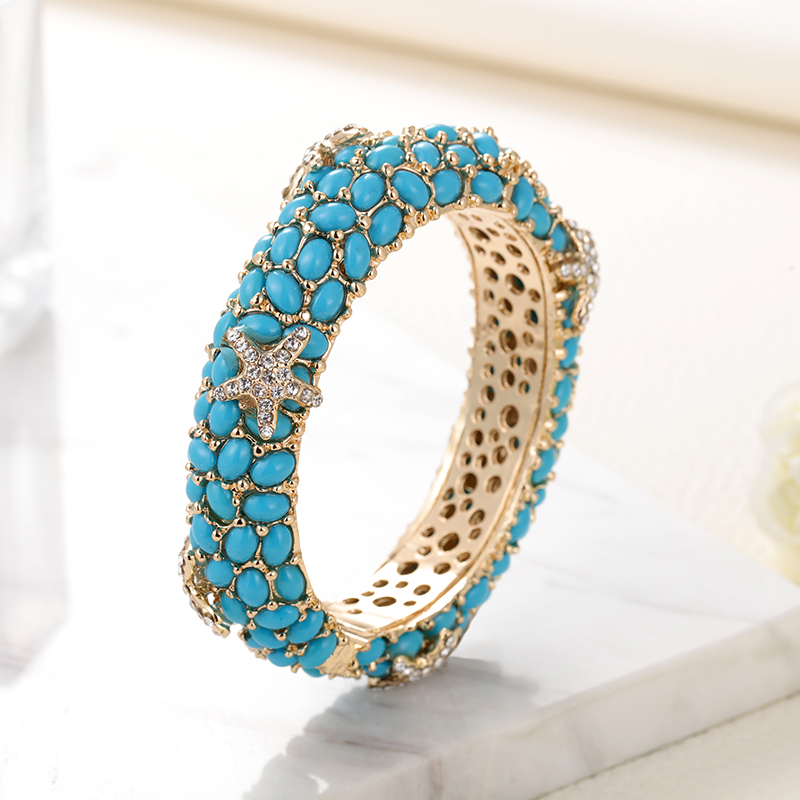 Sally's Paradise Christmas gif - Paradise Jewelry & Watches Llc Miami Photos review and price